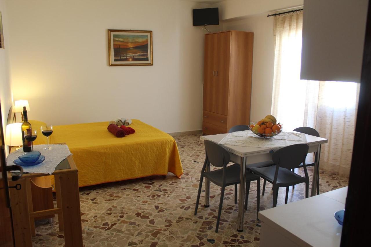 Appartamenti Via Marconi Castellammare del Golfo Exterior foto
