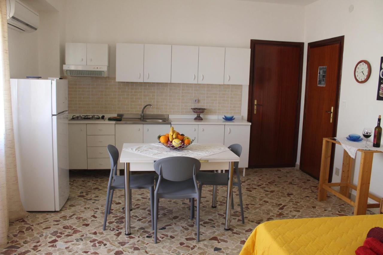 Appartamenti Via Marconi Castellammare del Golfo Exterior foto